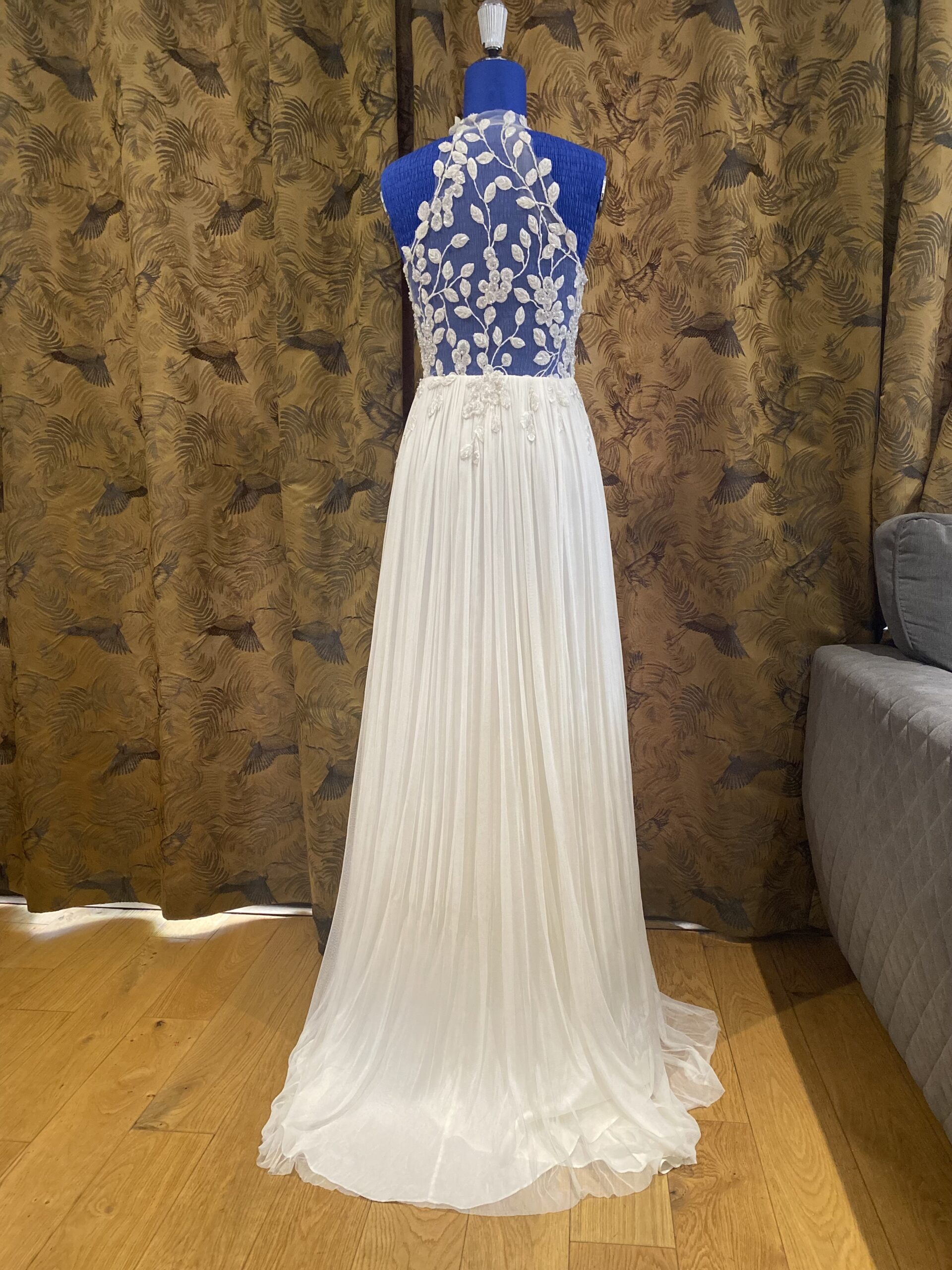 Fitted garment